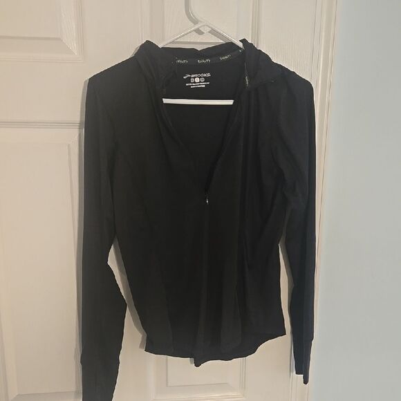 Brooks Black Performance Tee - Picture 1 of 7